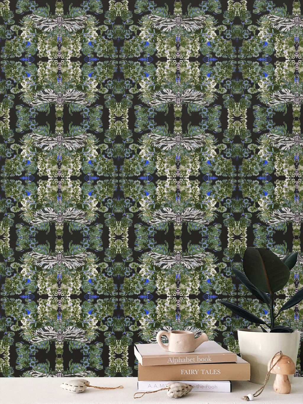 Repeat Pattern Wallpaper.  Ophelia Dragonfly