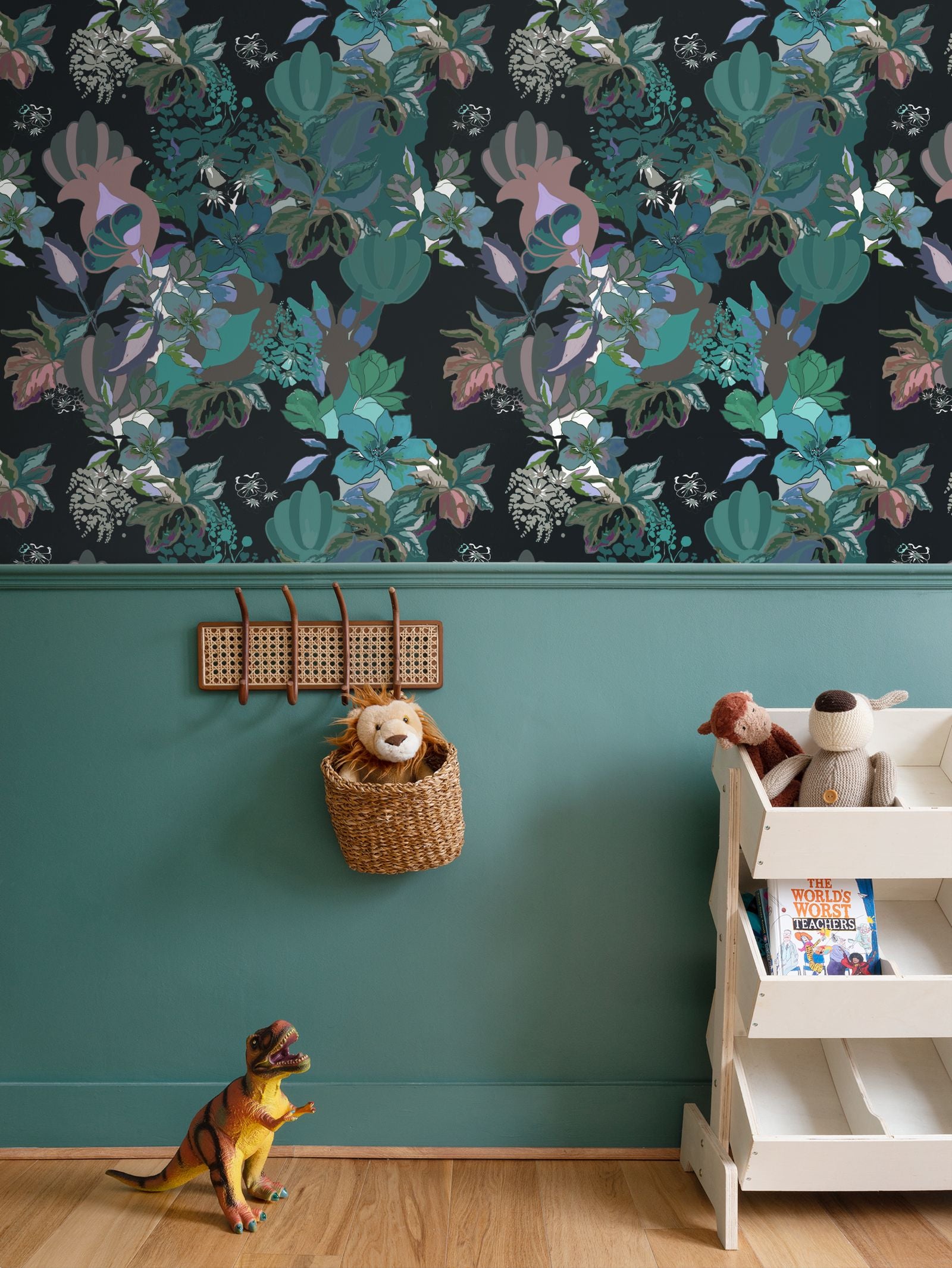 Repeat Pattern Wallpaper.  Calla Moss