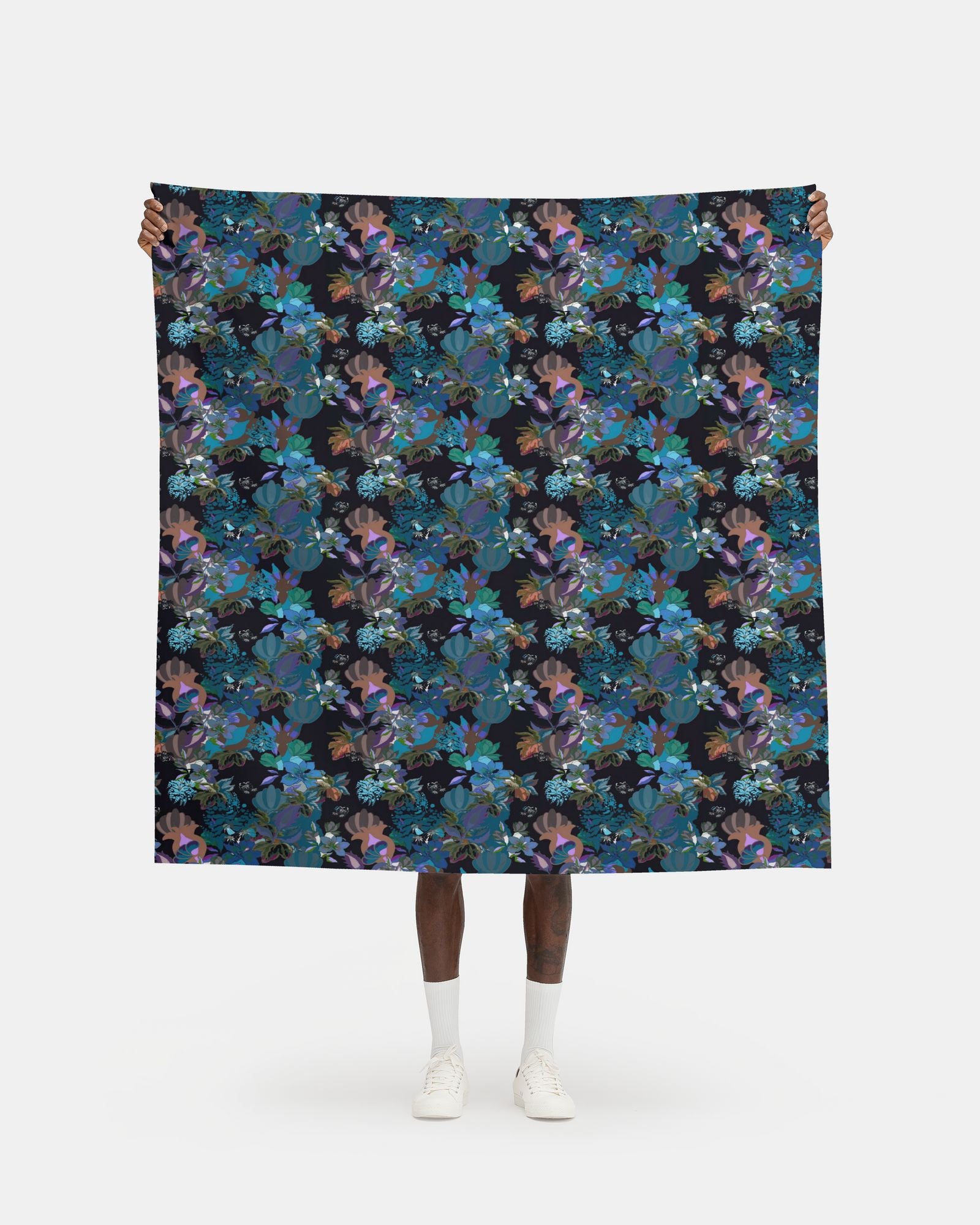 Repeat Pattern Fabric.  Calla Teal